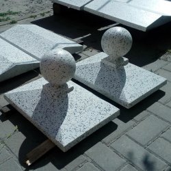 Колпак на забор пирамида 1×1 кирпич простой